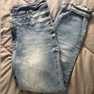 Light wash high waisted jeans